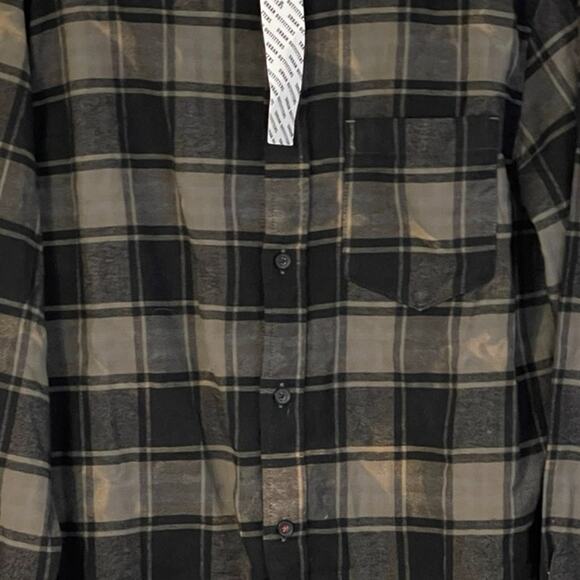 Urban Outfitters BDG Size Small Mens Flannel Button Up Shirt Gray Black NWT - Picture 3 of 9